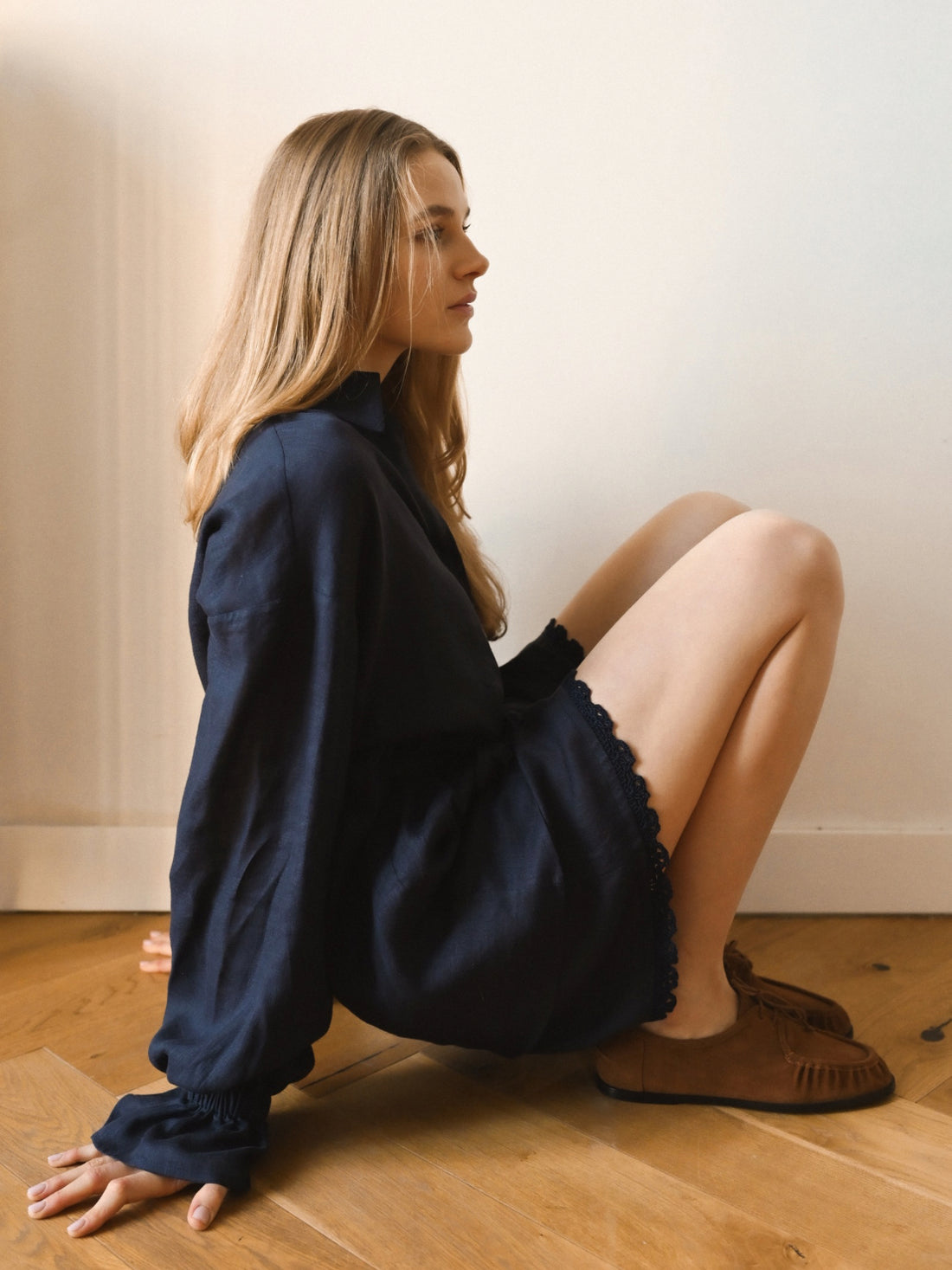 Moments Shorts in dark blue