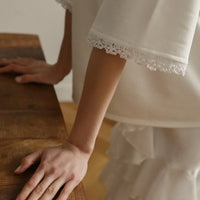 T-shirt with lace trim