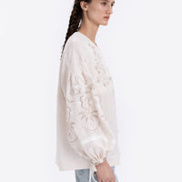 Örnek Vyshyvanka Shirt in milky white