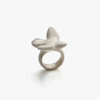 Myrni porcelain ring with bird
