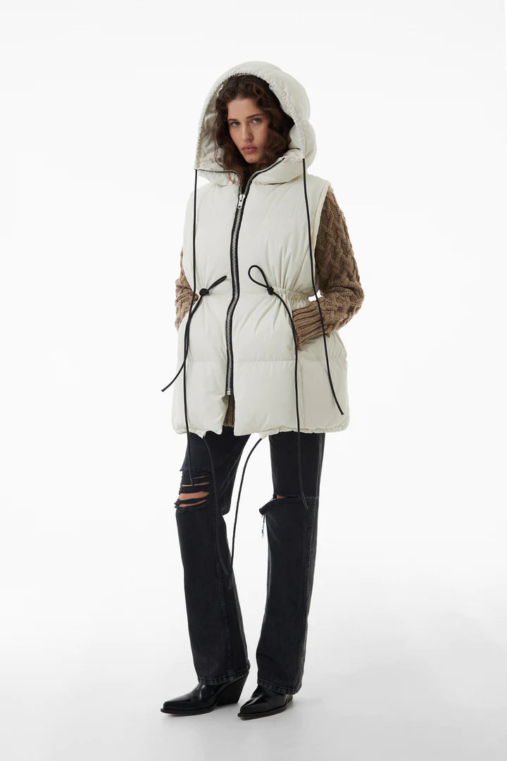 Puffer Vest in milk