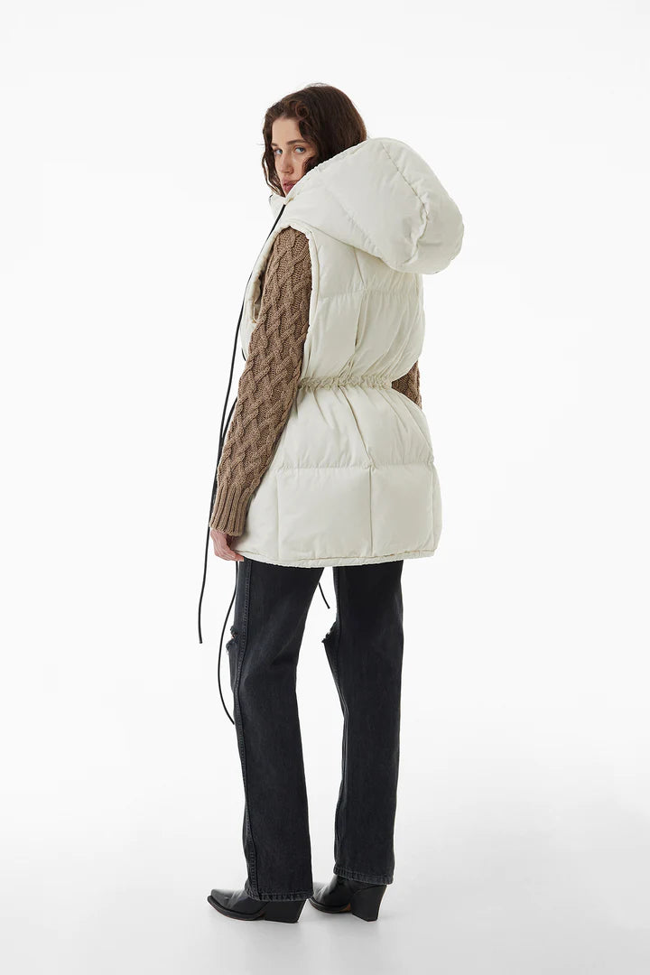 Puffer Vest in milk