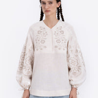 Örnek Vyshyvanka Shirt in milky white
