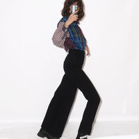 Asymmetric jeans in black