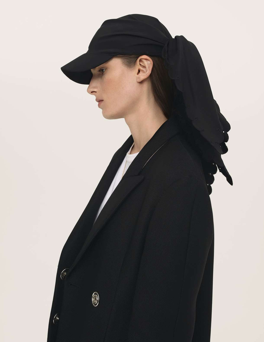 Embroidered Cap in Black