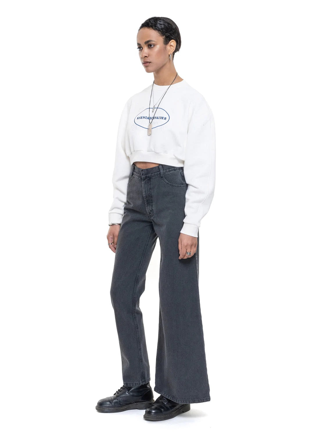 Asymmetric Jeans in grey