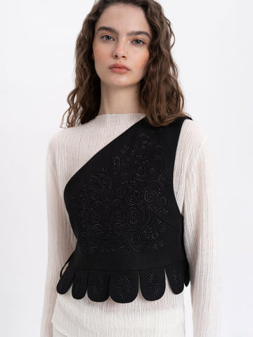 Osiayna Vest