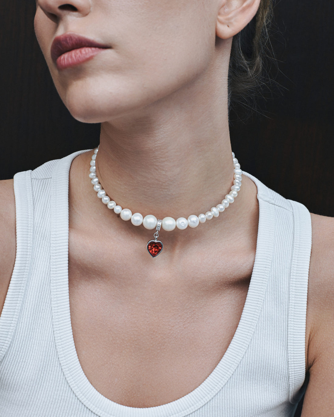 Pearls Choker With Red Heart