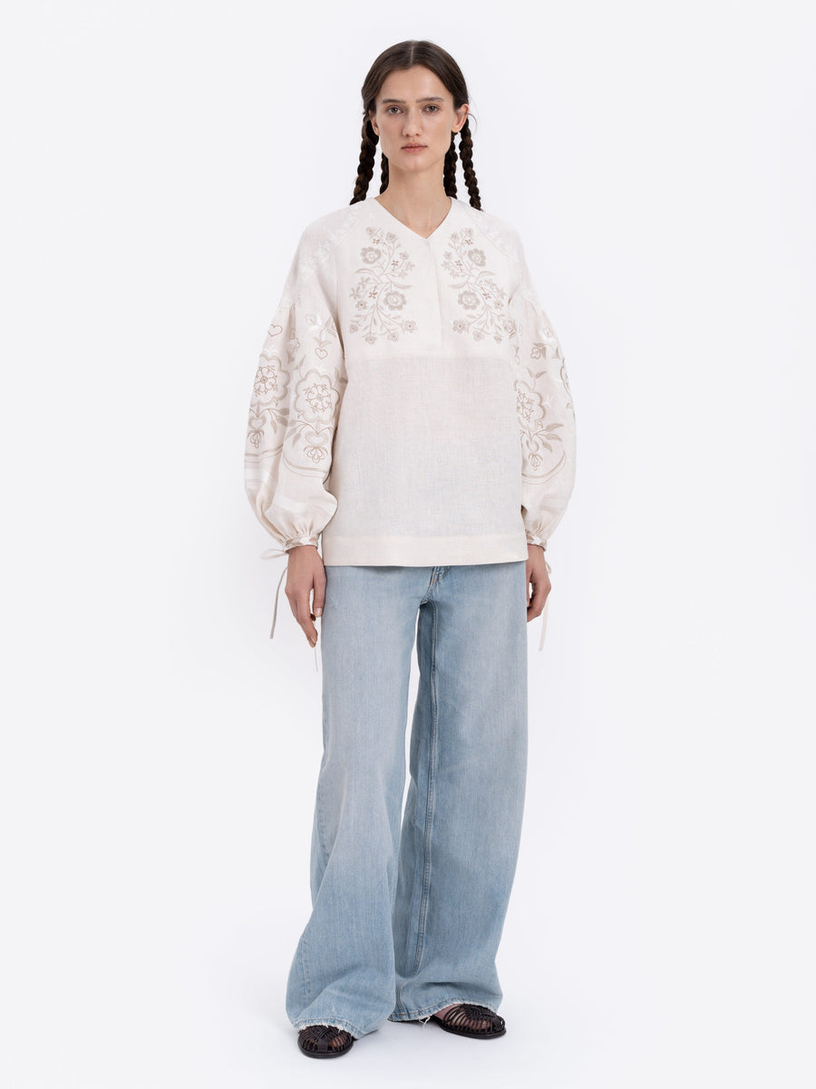 Örnek Vyshyvanka Shirt in milky white