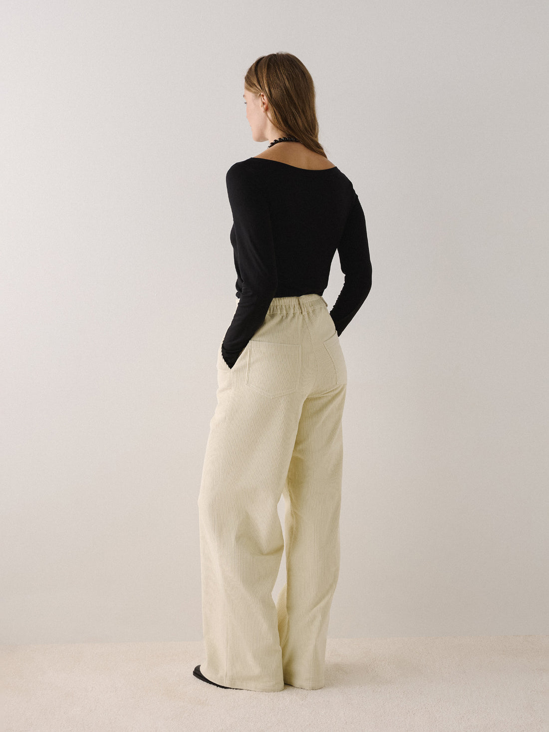 Journey Trousers in milk