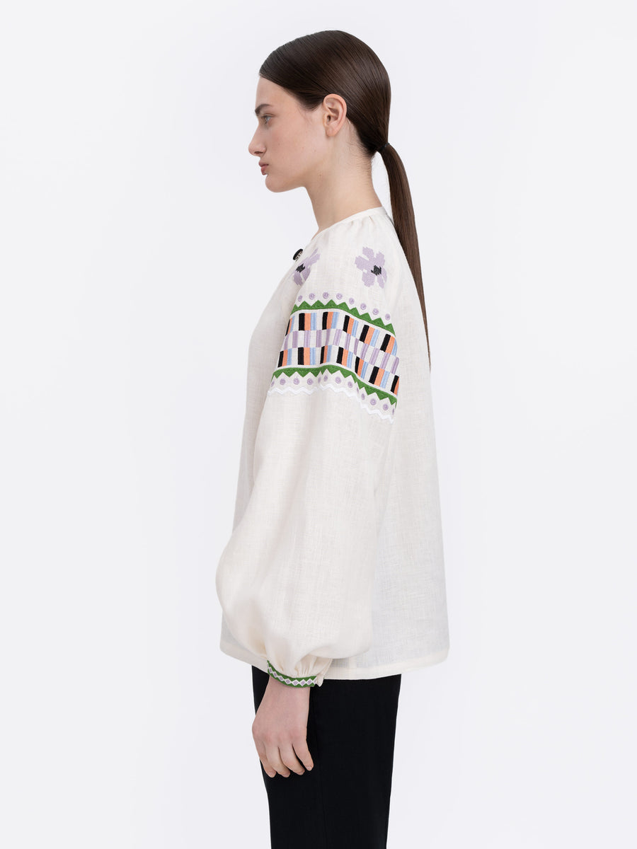 Oda Vyshyvanka Shirt in milk