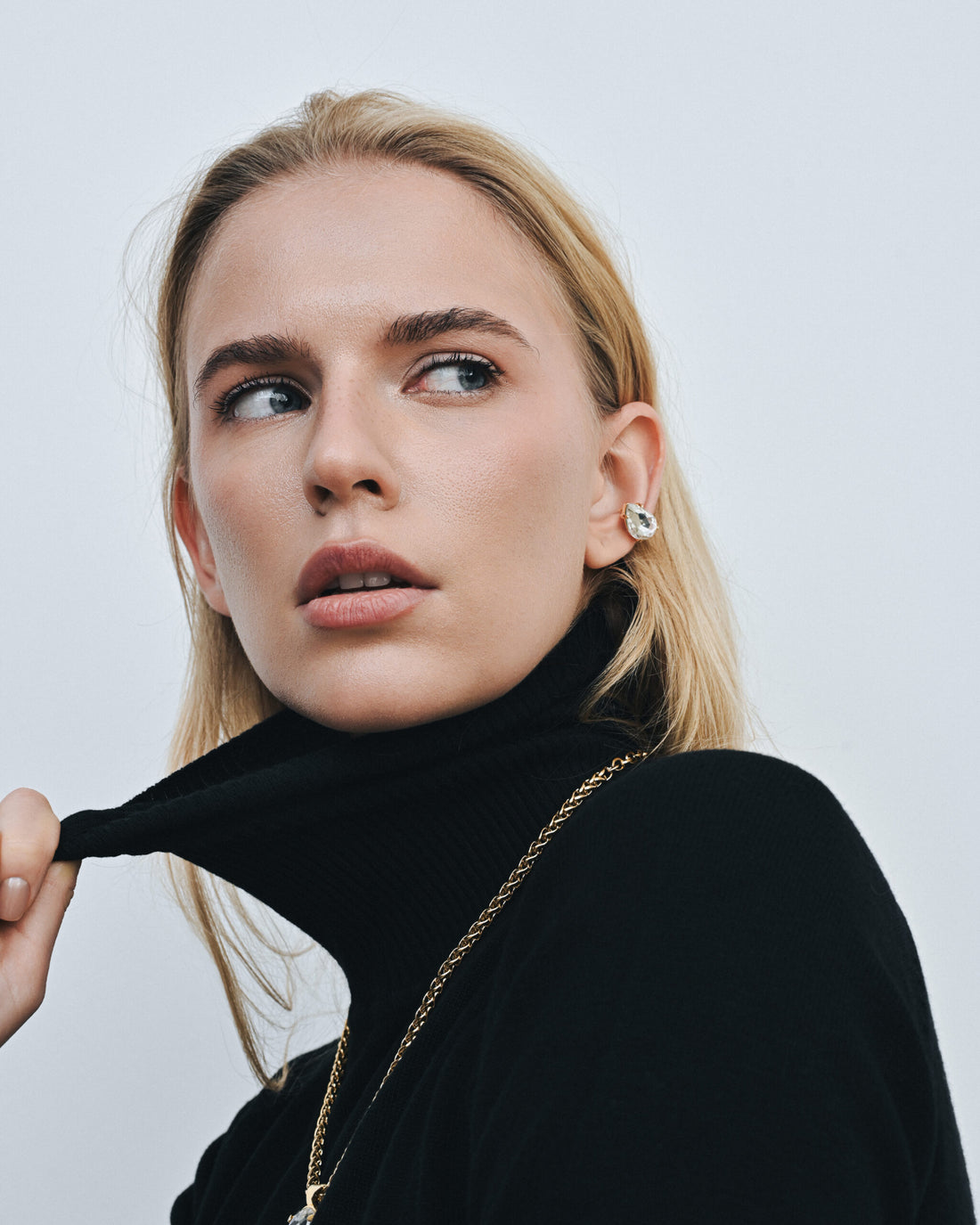 Radiance Cuff in gold