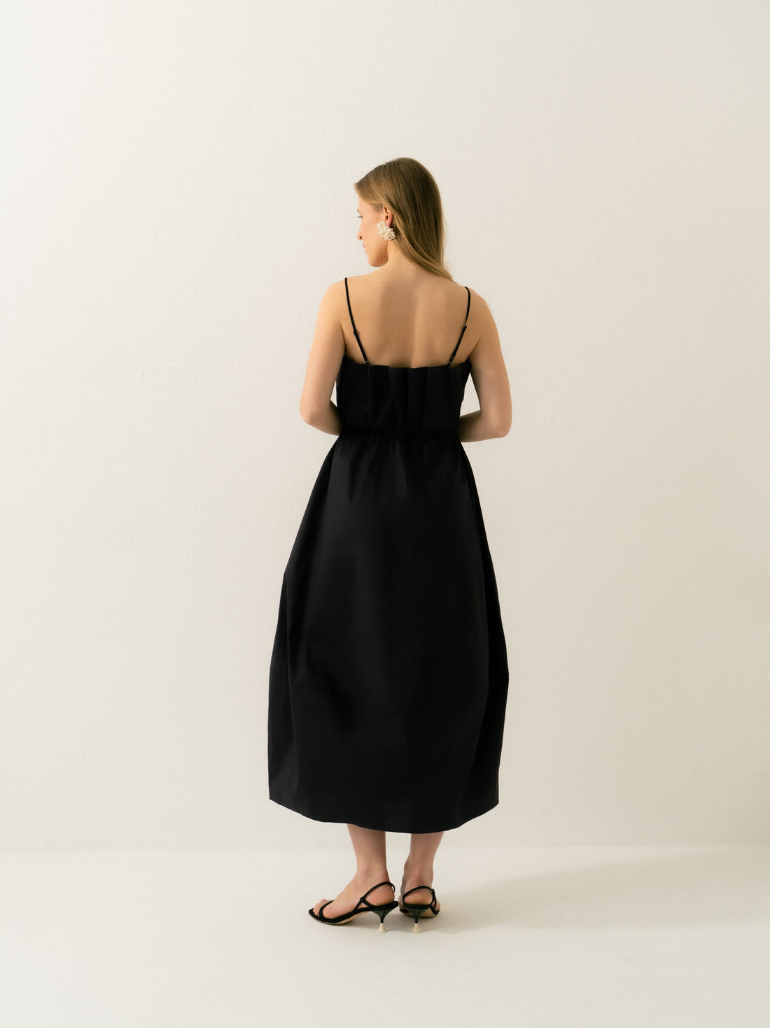 Harmony Dress with Belt in black
