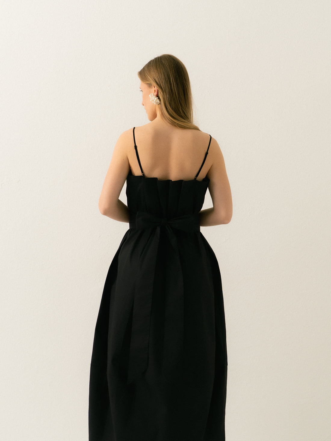 Harmony Dress with Belt in black