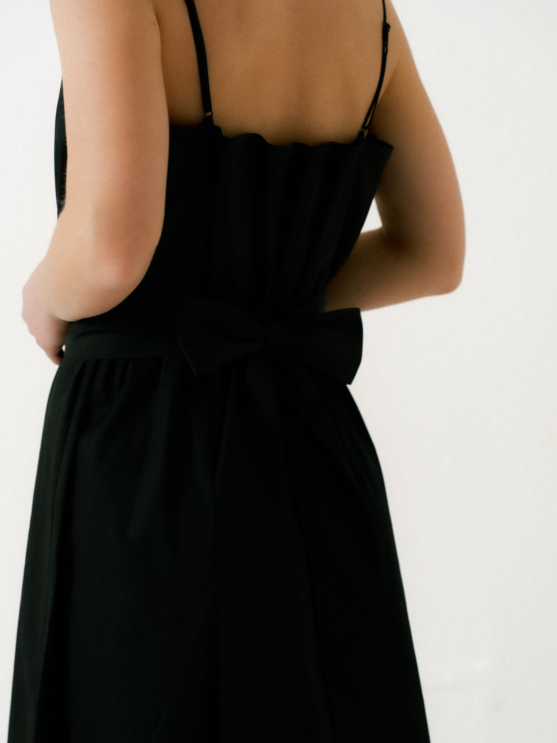 Harmony Dress with Belt in black
