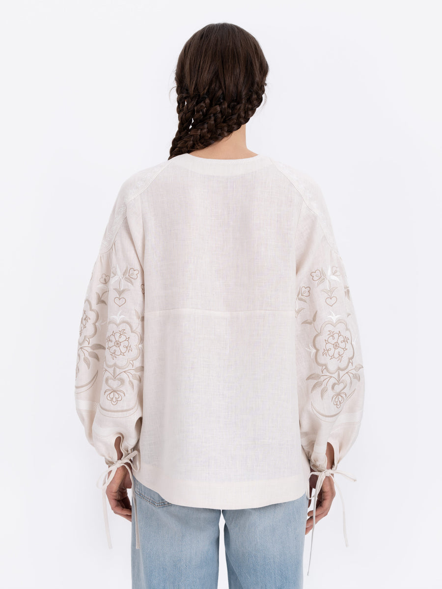 Örnek Vyshyvanka Shirt in milky white