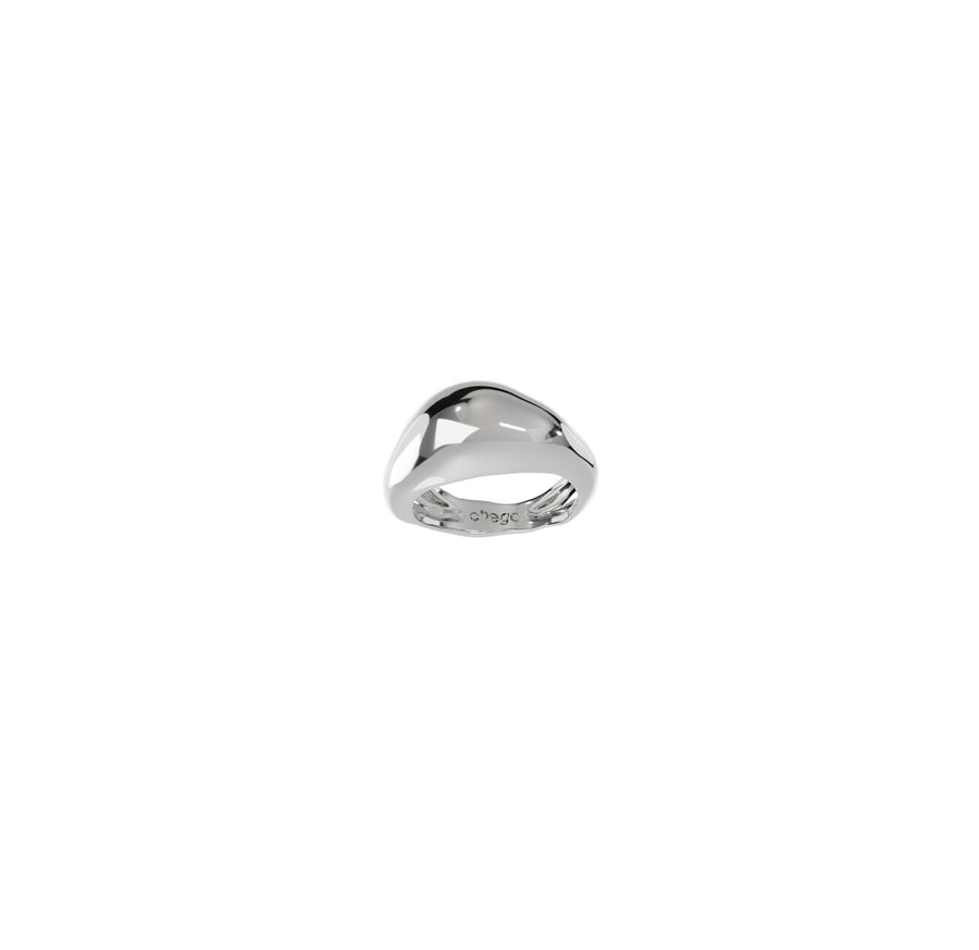 Big Minimal Ring