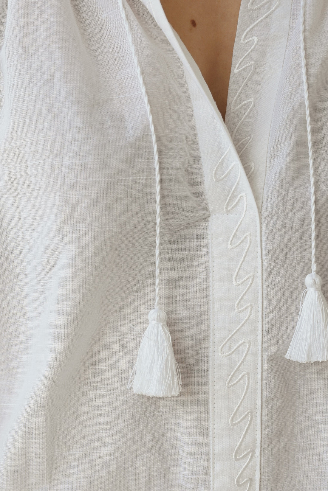Podyh Dress in white