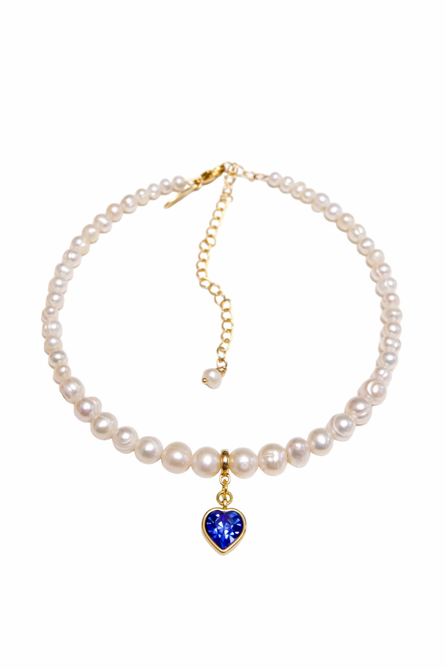 Pearls Choker With Blue Heart