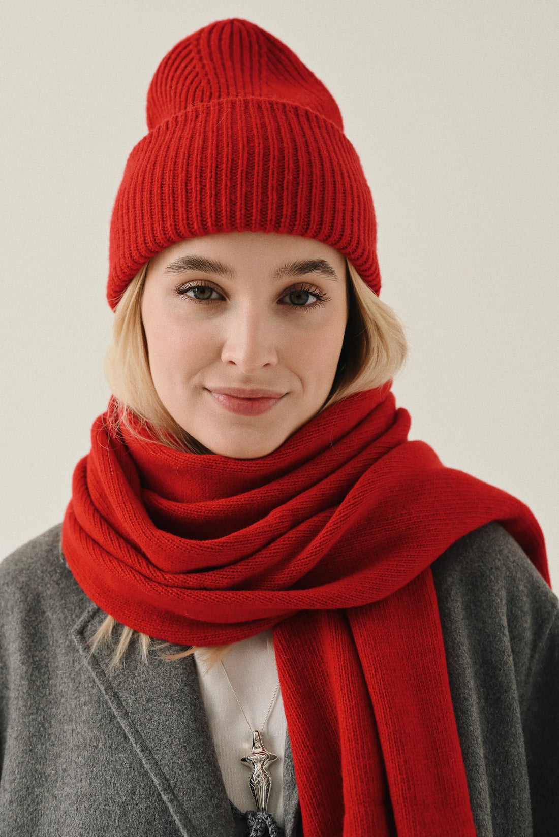 Cashmere Blend Scarf in Red