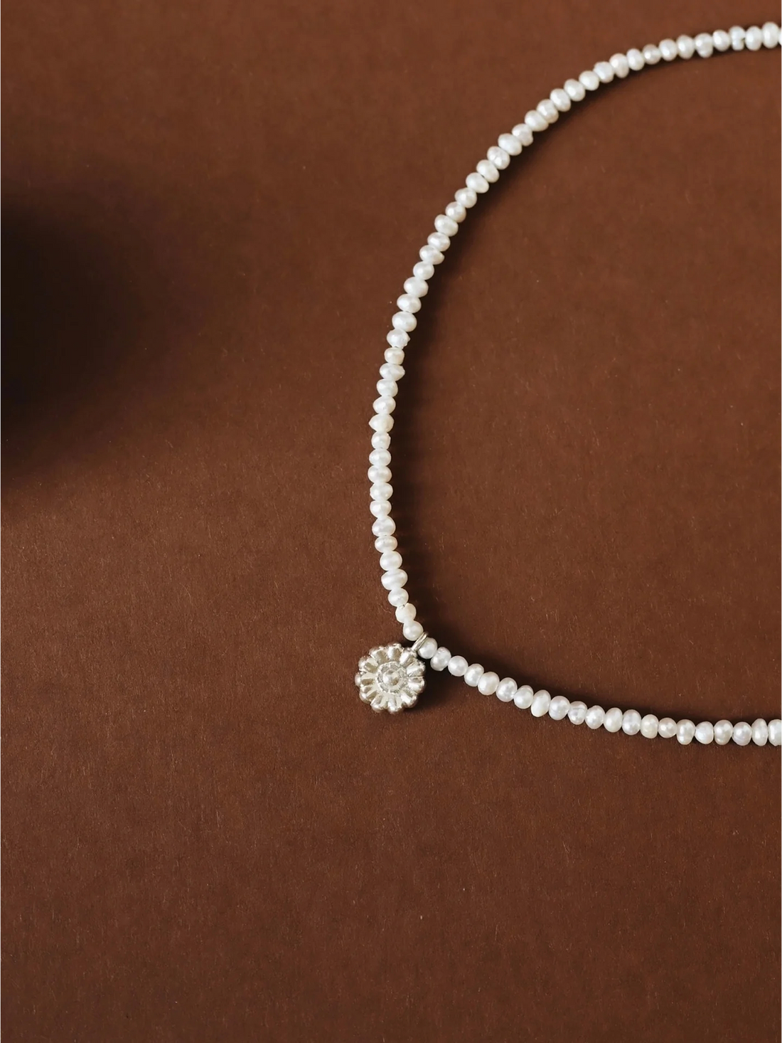 Kvitka Choker in gold