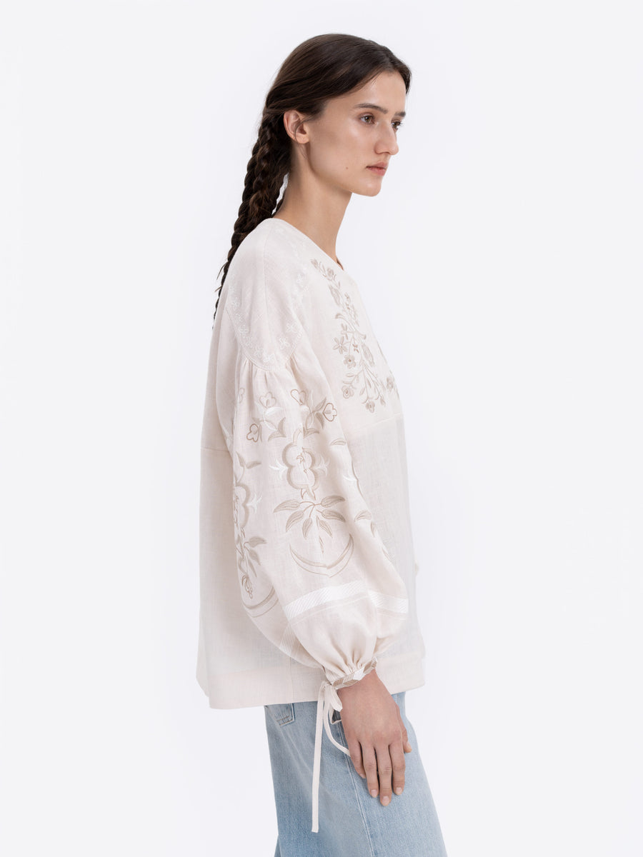 Örnek Vyshyvanka Shirt in milky white