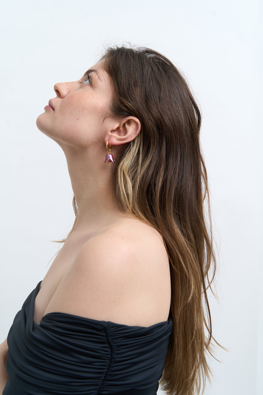 Polysk Bell Mono Earring in burgundy
