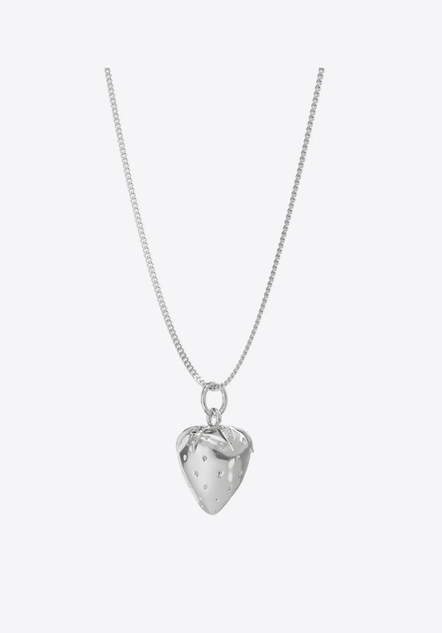 Pendant Strawberry in silver