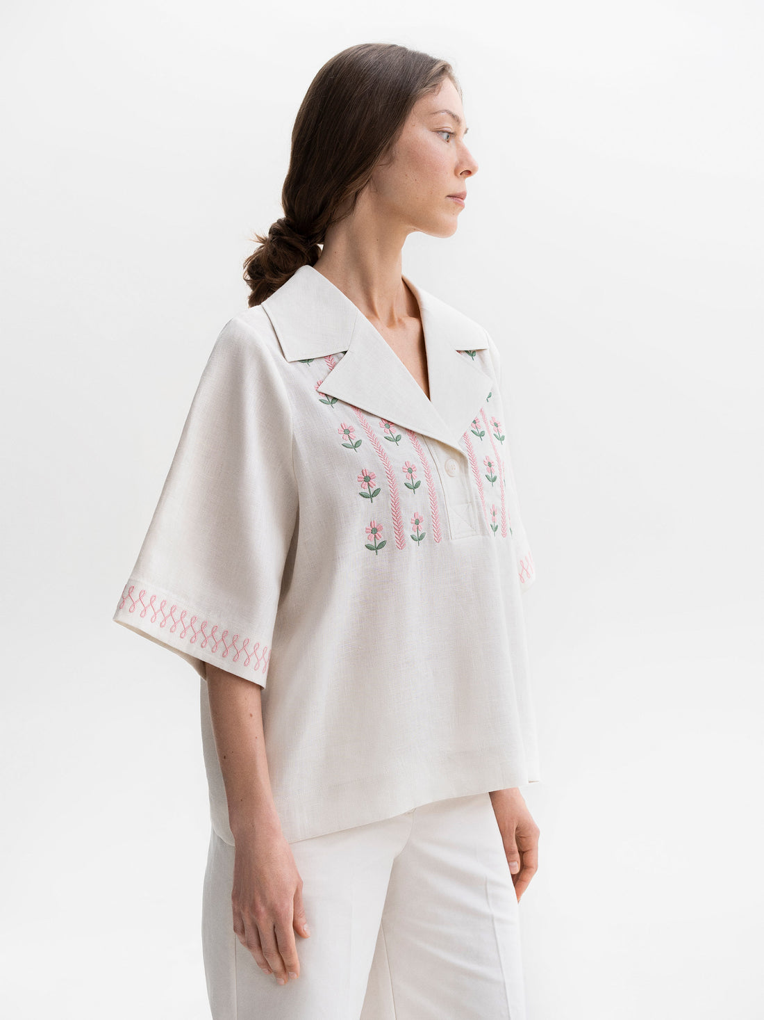 Bessarabiya Vyshyvanka Shirt in milk