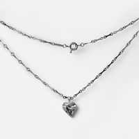 Rugged Chain Heart Paint in platinum