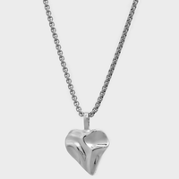 Heart Pendant on a chain in platinum