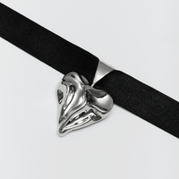 Self-love Choker in platinum