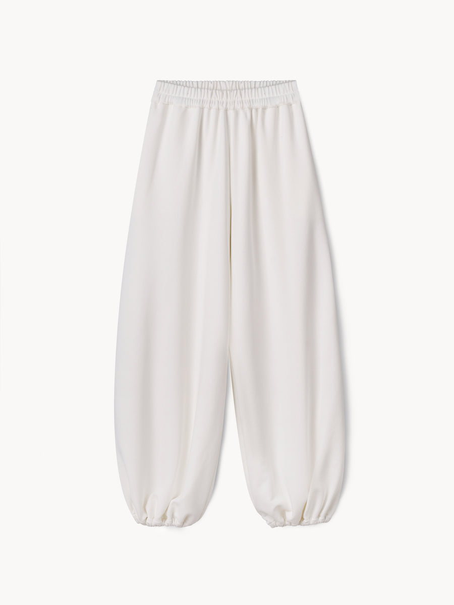 Basic Trousers in milk