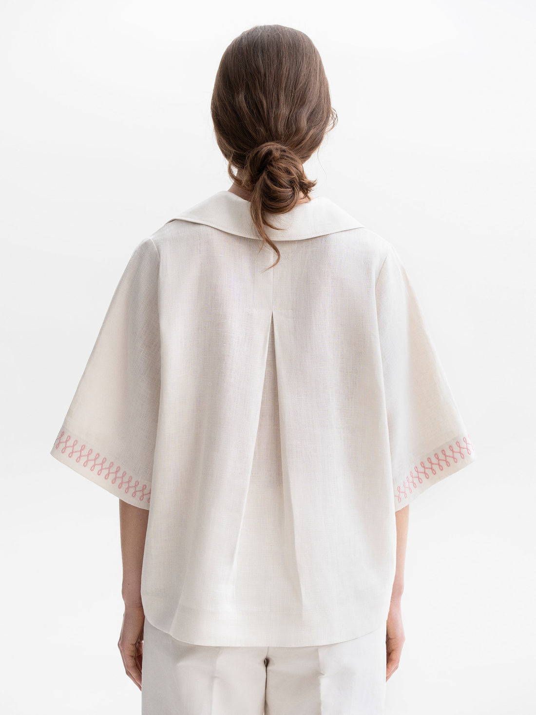 Bessarabiya Vyshyvanka Shirt in milk
