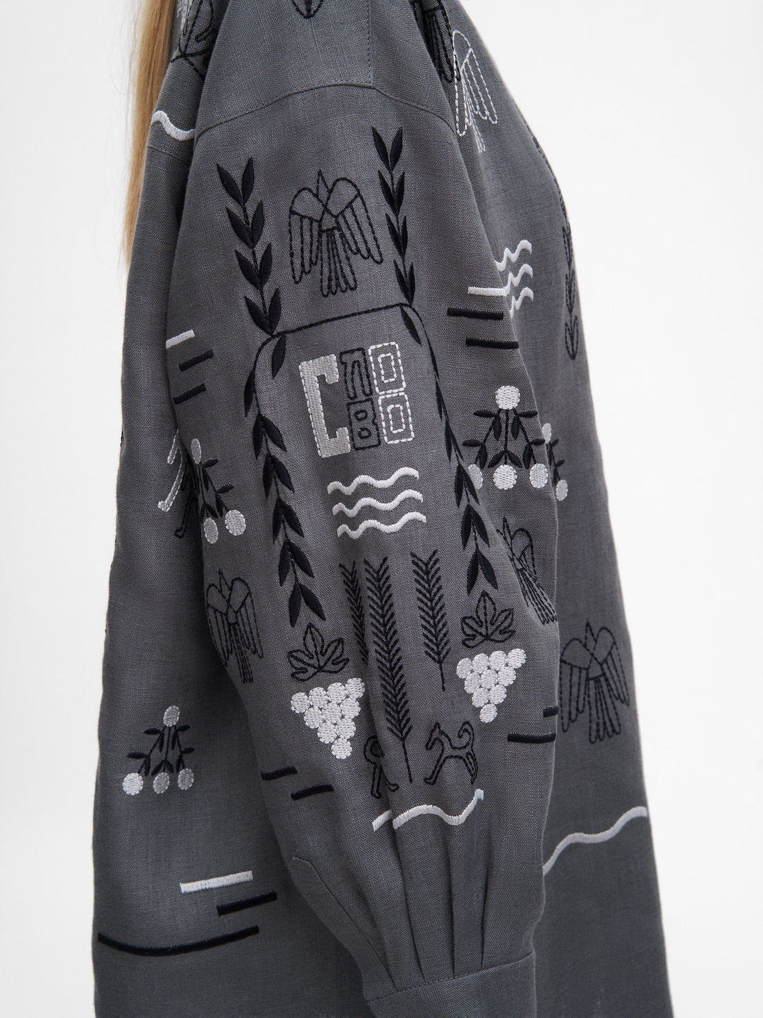 Slovo Vyshyvanka Shirt in Grey