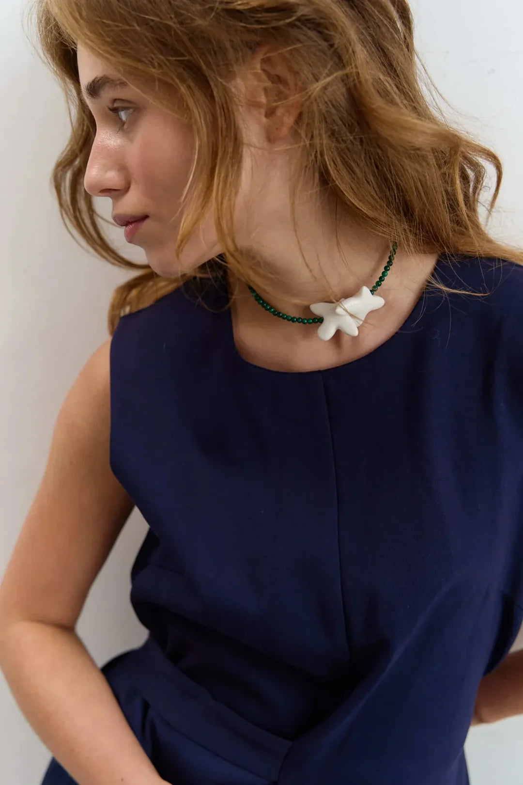 Myrni small-sized malachite necklace with two porcelain birds