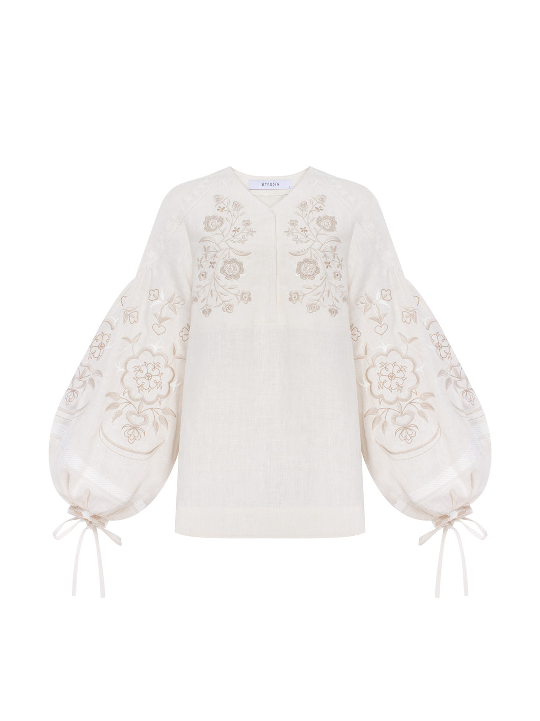 Örnek Vyshyvanka Shirt in milky white