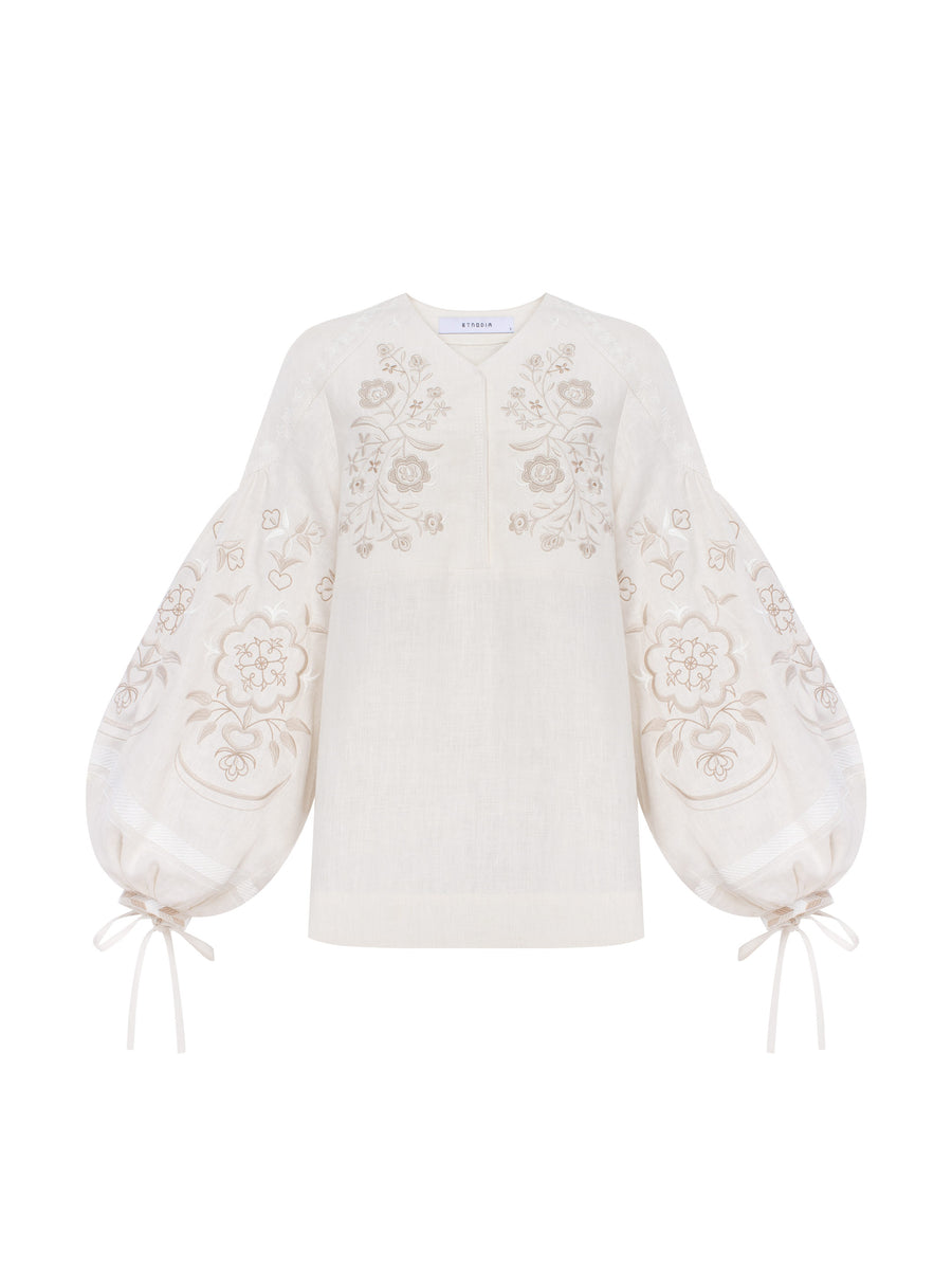 Örnek Vyshyvanka Shirt in milky white