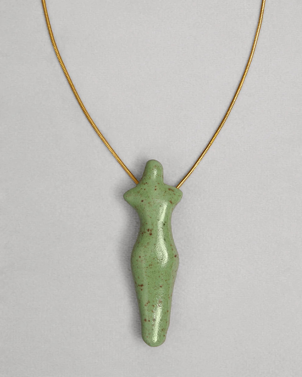 Oranta pendant in green