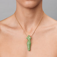 Oranta pendant in green