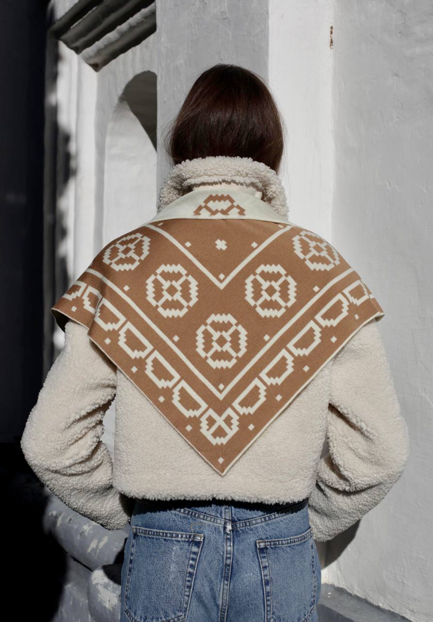 Geranium merino kerchief in beige