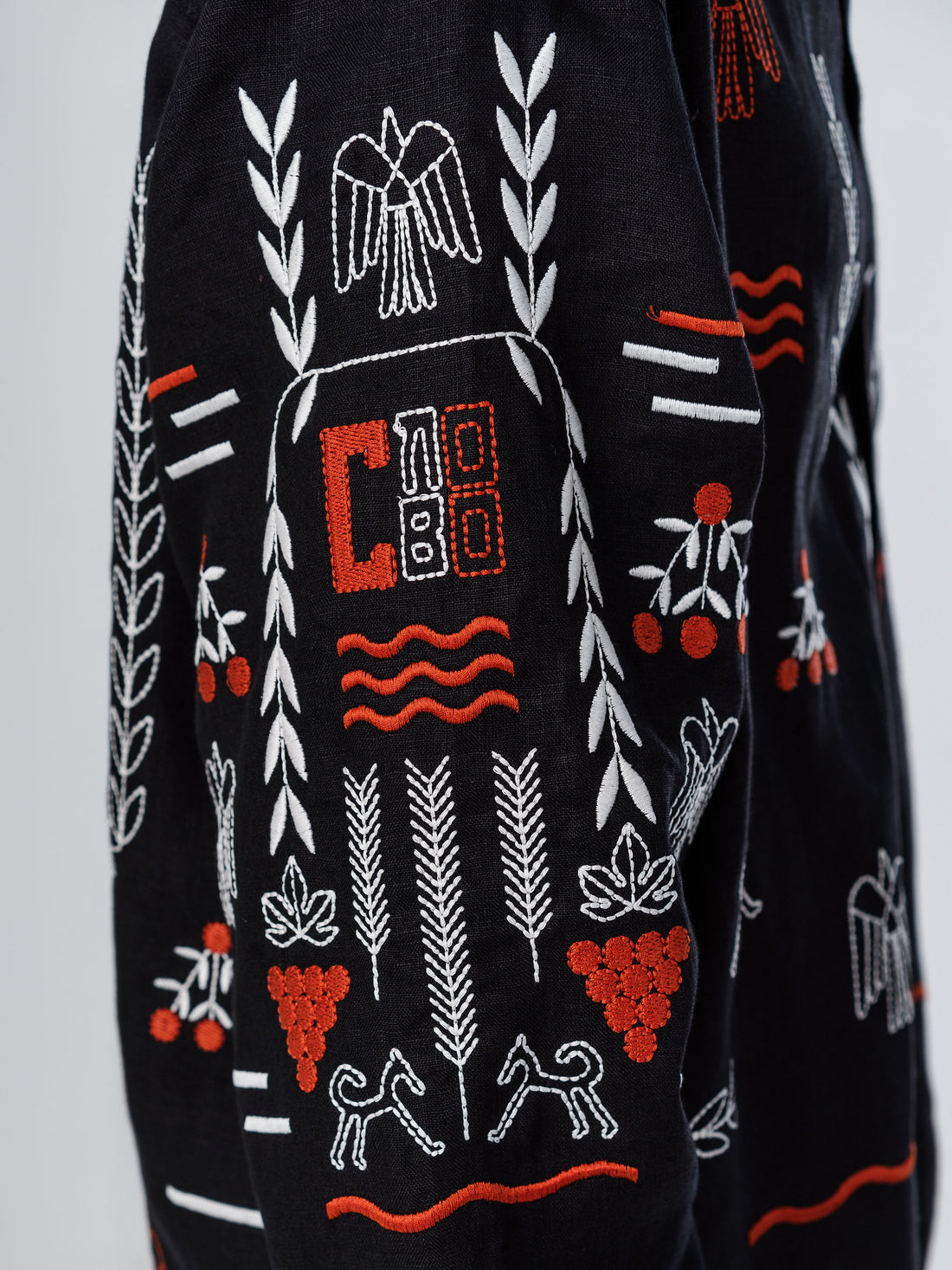 Slovo Vyshyvanka Shirt in black