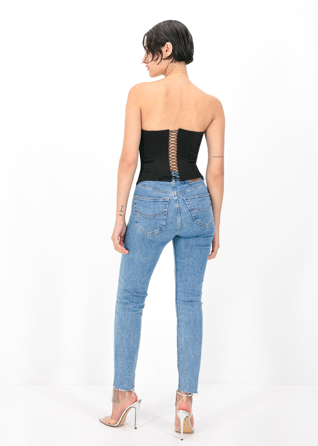 Monoceros Top in black