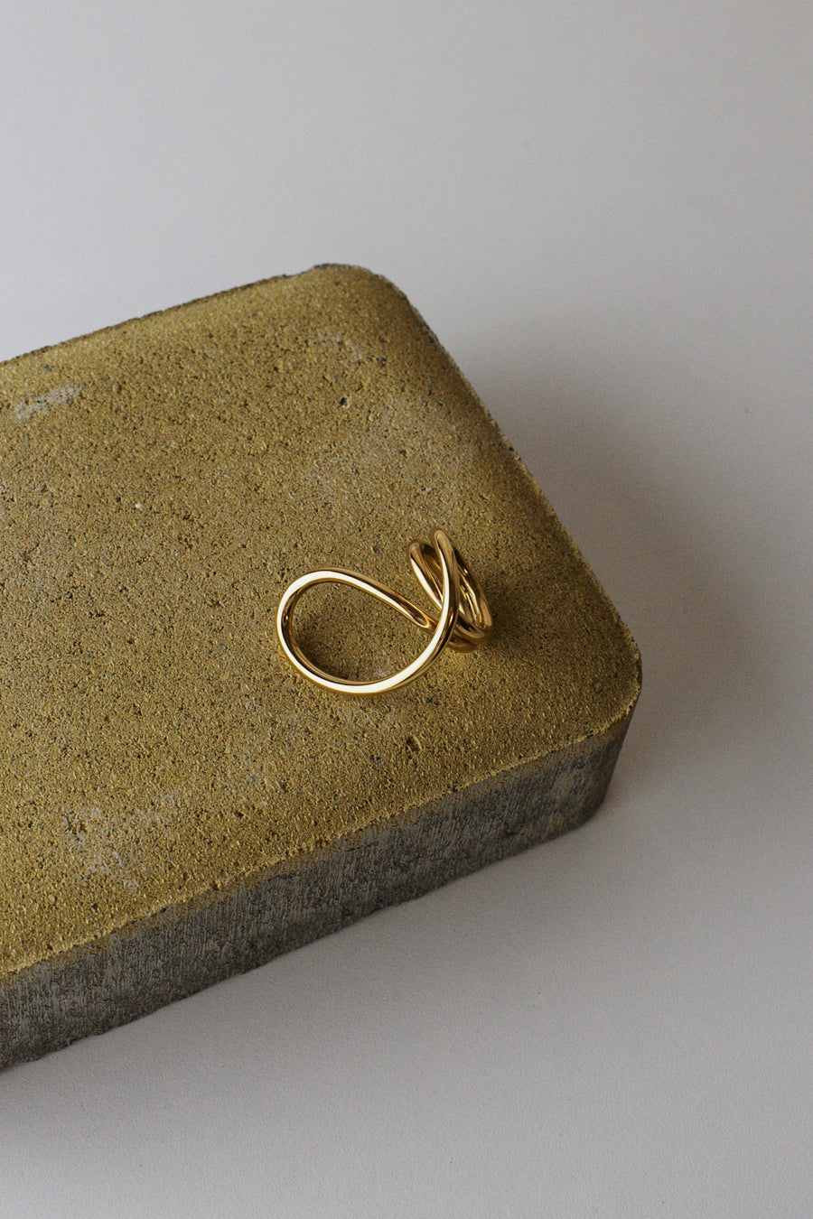 Ark ring in gold