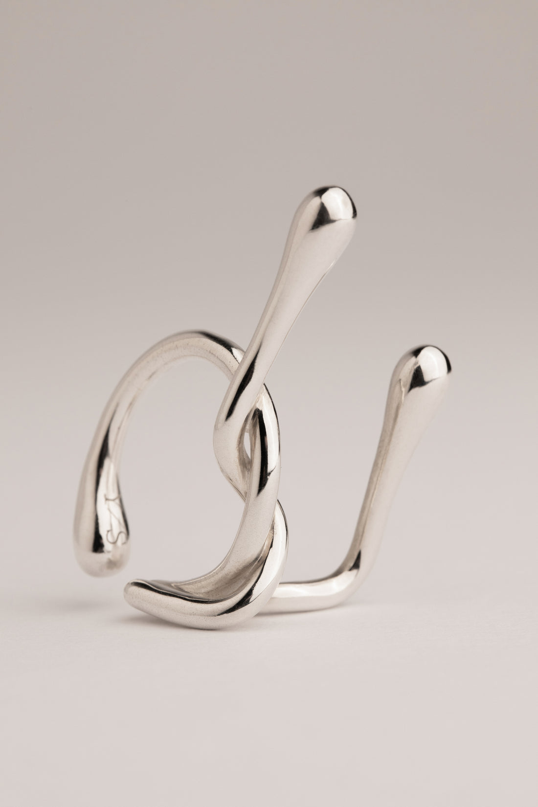Droplet ring in silver